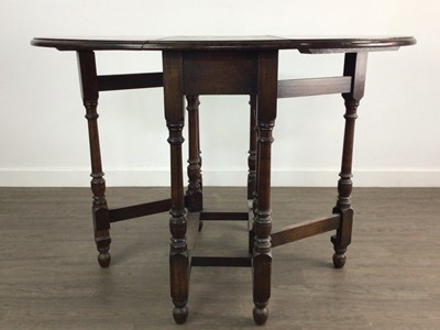 Lot 185 - OAK GATELEG TEA TABLE