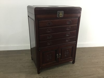 Lot 195 - CHINESE CANTEEN CHEST