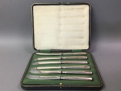 Lot 269 - SIX SILVER KNIVES IN CASE