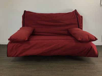 Lot 390 - LIGNE ROSET, DAYBED