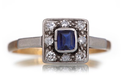 Lot 1187 - SAPPHIRE AND DIAMOND SQUARE PANEL RING