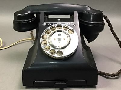 Lot 400 - VINTAGE TELEPHONE