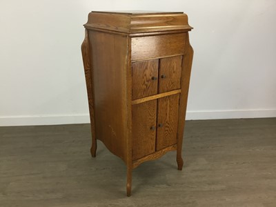 Lot 389 - FULLOTONE CABINET GRAMOPHONE