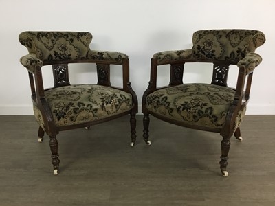 Lot 422 - PAIR OF WALNUT EDWARDIAN TUB CHAIRS