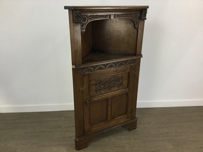 Lot 412 - OAK CORNER CABINET