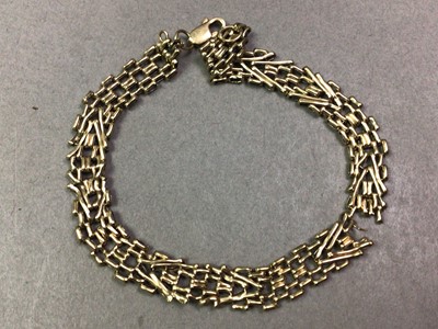 Lot 368 - GATE BRACELET