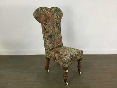 Lot 496 - WALNUT GOSSIP CHAIR