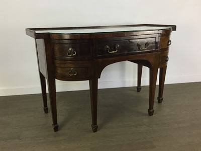 Lot 480 - MAHOGANY SIDEBOARD