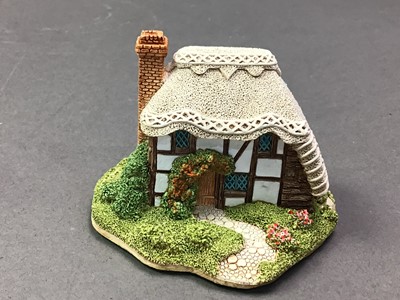 Lot 537 - COLLECTION OF FIFTEEN LILLIPUT LANE MODELS