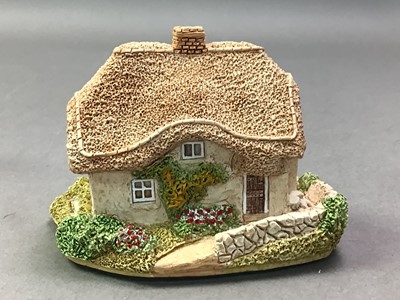 Lot 537 - COLLECTION OF FIFTEEN LILLIPUT LANE MODELS
