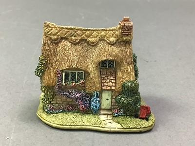 Lot 537 - COLLECTION OF FIFTEEN LILLIPUT LANE MODELS