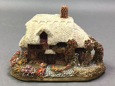 Lot 537 - COLLECTION OF FIFTEEN LILLIPUT LANE MODELS