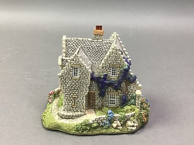 Lot 568 - COLLECTION OF FIFTEEN LILLIPUT LANE MODELS