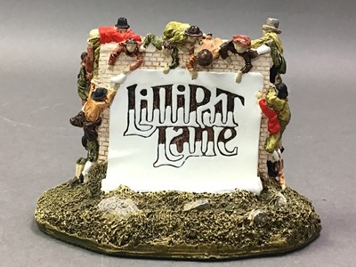 Lot 553 - COLLECTION OF FIFTEEN LILLIPUT LANE MODELS