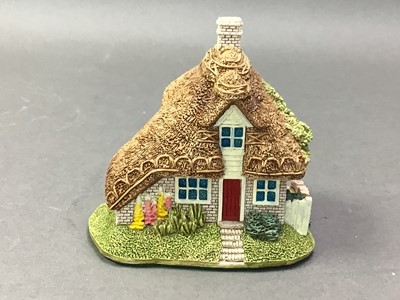 Lot 553 - COLLECTION OF FIFTEEN LILLIPUT LANE MODELS