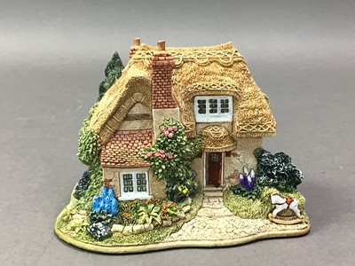 Lot 553 - COLLECTION OF FIFTEEN LILLIPUT LANE MODELS