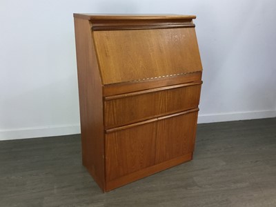 Lot 649 - MID CENTURY TEAK BUREAU