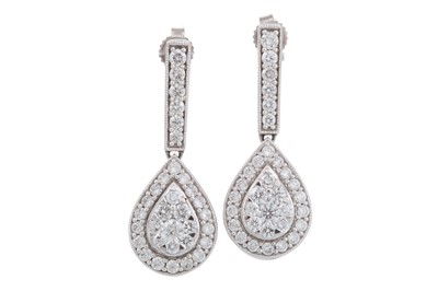 Lot 760 - PAIR OF DIAMOND DROP EARRINGS