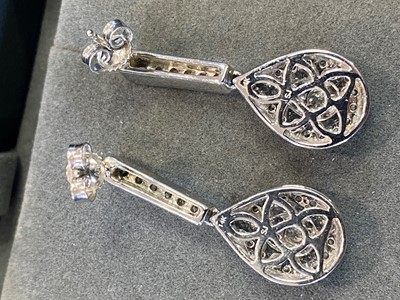 Lot 760 - PAIR OF DIAMOND DROP EARRINGS