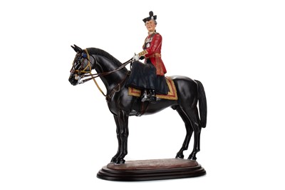 Lot 746 - BALLANTYNES OF WATERBURN, SCULPTURE OF HER LATE MAJESTY QUEEN ELIZABETH II