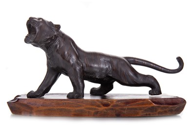 Lot 1210 - JAPANESE BRONZE TIGER