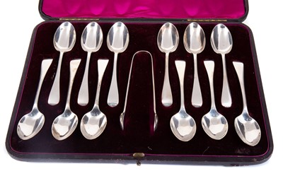 Lot 137 - GEORGE VI SILVER CRUET SET