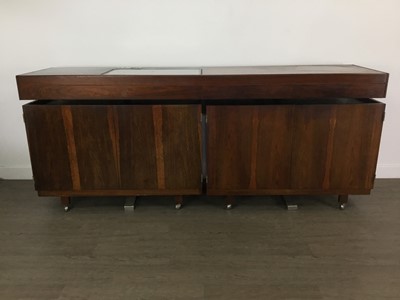 Lot 458 - ROBERT HERITAGE FOR ARCHIE SHINE, ROSEWOOD DINING SUITE