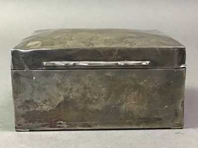 Lot 156 - SILVER CIGAR BOX