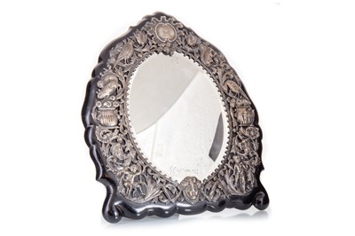 Lot 156 - VICTORIAN DRESSING TABLE MIRROR