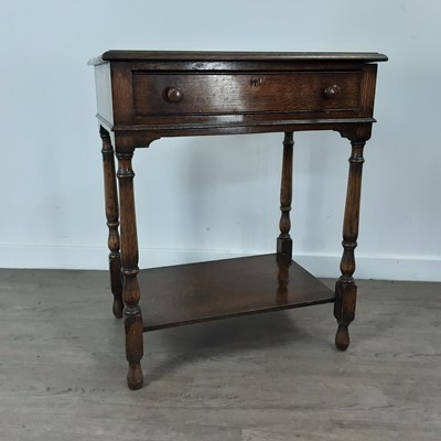 Lot 234 - OAK CANTEEN OF CUTLERY TABLE