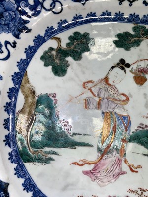 Lot 1241 - 18TH CENTURY CHINESE ASHET