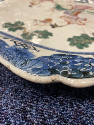 Lot 1241 - 18TH CENTURY CHINESE ASHET