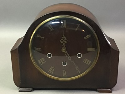 Lot 382 - SMITH'S WALNUT MANTEL CLOCK