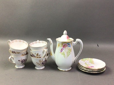 Lot 396 - ROYAL CROWN DERBY TEA SERVICE