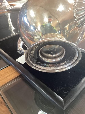 Lot 6 - VICTORIAN SILVER TEAPOT