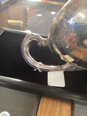 Lot 6 - VICTORIAN SILVER TEAPOT