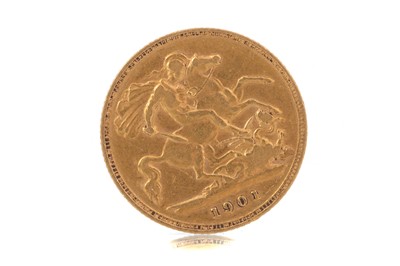 Lot 32 - VICTORIA HALF SOVEREIGN