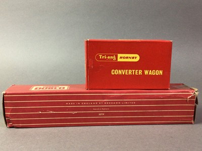 Lot 987 - HORNBY-DUBLO 4620 BREAKDOWN CRANE AND OTHERS