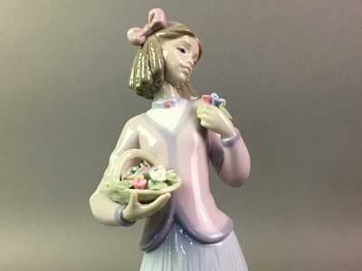 Lot 526 - TWO LLADRO FIGURES