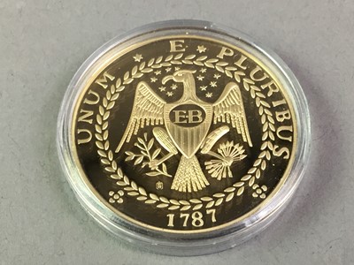 Lot 516 - SET OF TWENTY FOUR ENCAPSULATED COMMEMORATIVE COINS