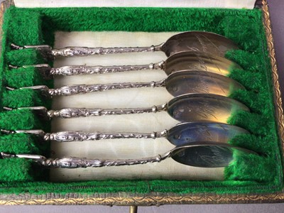 Lot 577 - GROUP OF SILVER PLATED CUTLERY