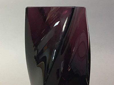 Lot 17 - KROSNO GLASS VASE