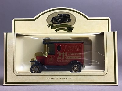 Lot 112 - COLLECTION OF DIE-CAST MODEL VEHICLES