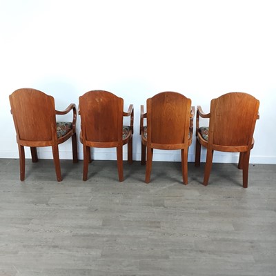 Lot 785 - OAK PEDESTAL DINING TABLE OF ART DECO DESIGN