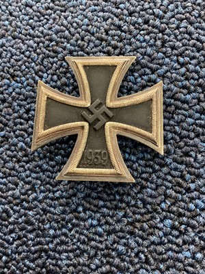 Lot 84 - THIRD REICH IRON CROSS FIRST CLASS