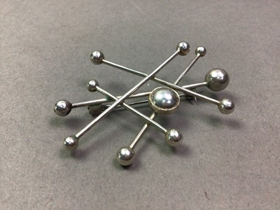 Lot 332 - NIELS ERIK FROM (DANISH), MODERNIST SILVER BROOCH