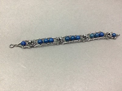 Lot 334 - WHITE METAL FANCY LINK BRACELET