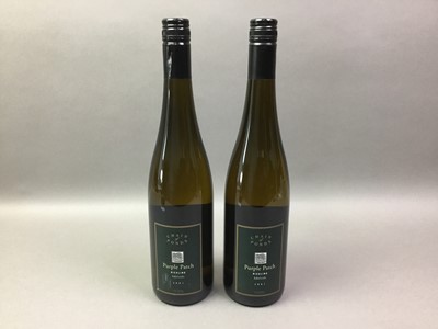 Lot 344 - TWO BOTTLES OF CHAIN OF PONDS 2001 'PURPLE PATCH' RIESLING