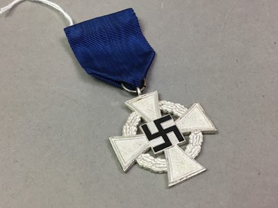 Lot 357 - THIRD REICH-STYLE CIVIL SERVICE MEDAL