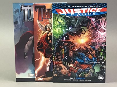 Lot 219 - DC COMICS, GRAPHIC NOVELS